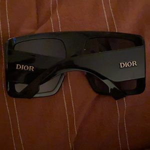 So light Dior shades authentic